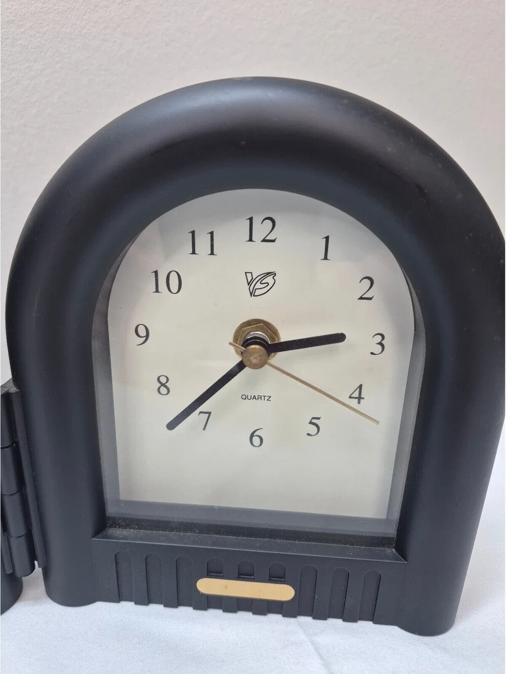 Sector Black Folding Desk Clock with Chick Picture Frame J61